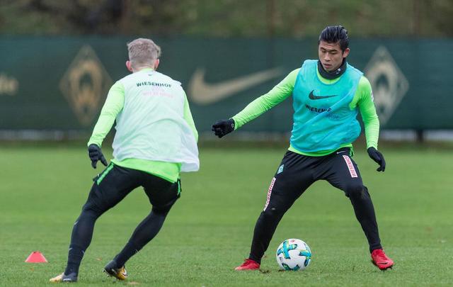 九游游戏这也行？芝加哥公牛今晚单刀错失金州勇士止住颓势备战荷甲，武汉三镇国际比赛日调整名单的简单介绍